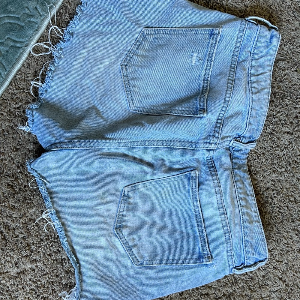 Pacsun shorts size 28.